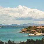 Holiday Home Prvic Sepurine Prvic Sepurine