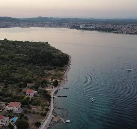 Holiday Home Prvic Sepurine *