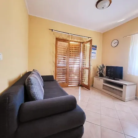 Holiday Home Prvic Sepurine * Prvic Sepurine