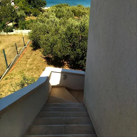 Holiday Home Prvic Sepurine * Prvic Sepurine