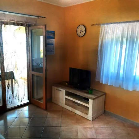 Holiday Home Prvic Sepurine * Prvic Sepurine