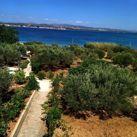 Holiday Home Prvic Sepurine Apartmán *