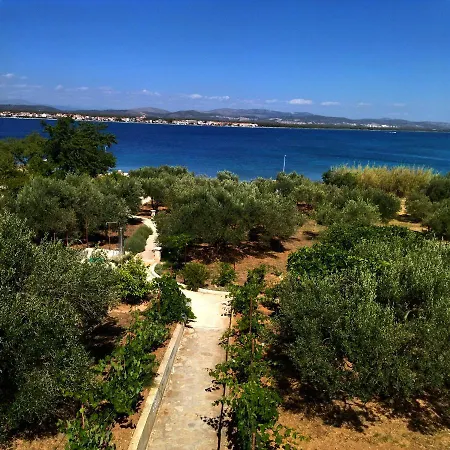 Holiday Home Prvic Sepurine Apartmán Prvic Sepurine