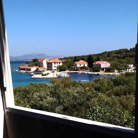 Holiday Home Prvic Sepurine Apartment