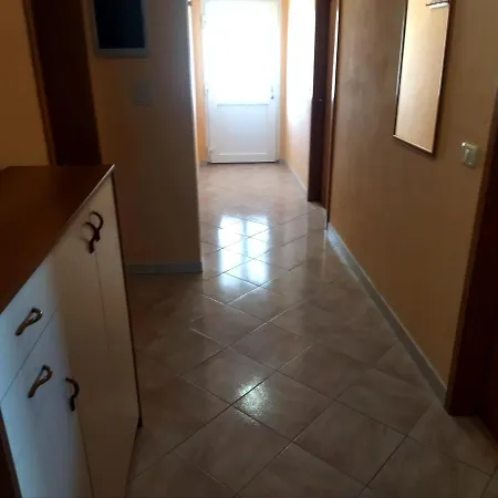 Holiday Home Prvic Sepurine Apartmán