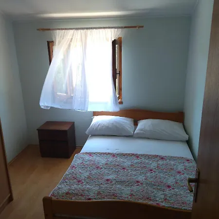 Lägenhet Apartment Prvic Sepurine *