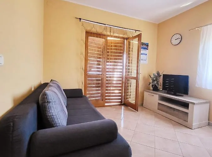 Holiday Home Prvic Sepurine * Prvic Sepurine