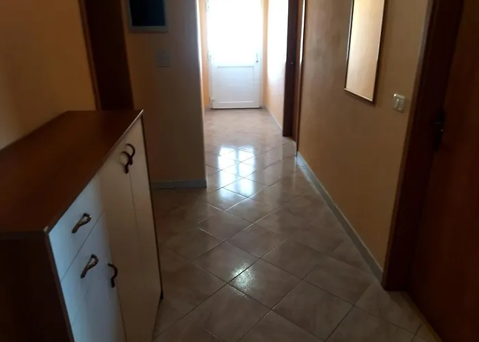 Holiday Home Prvic Sepurine Apartment