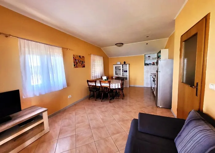 Holiday Home Prvic Sepurine Lejlighed